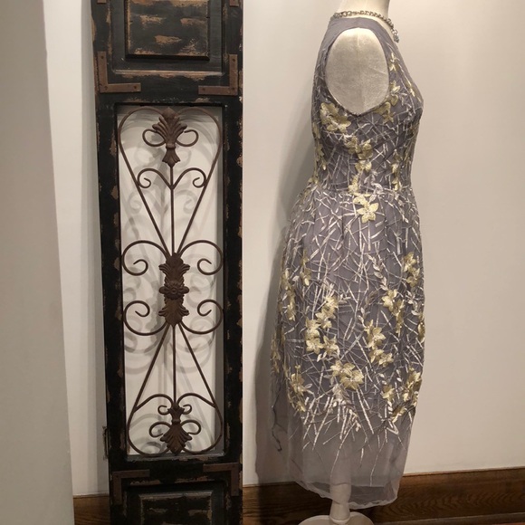 Dress - Picture 5 of 8